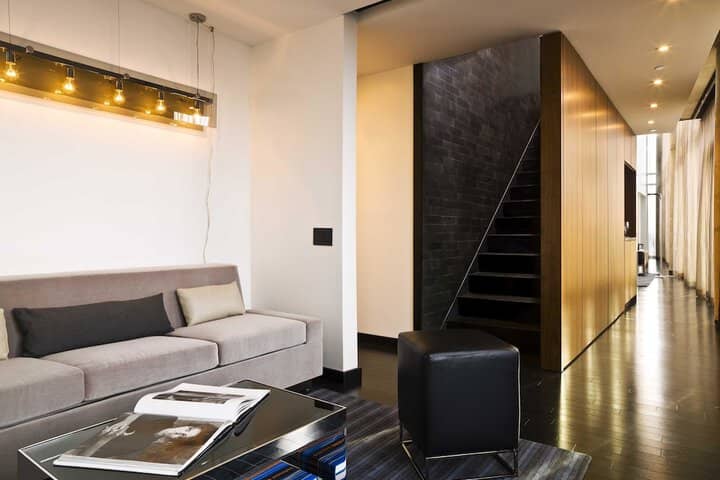 Room 3 of 65
