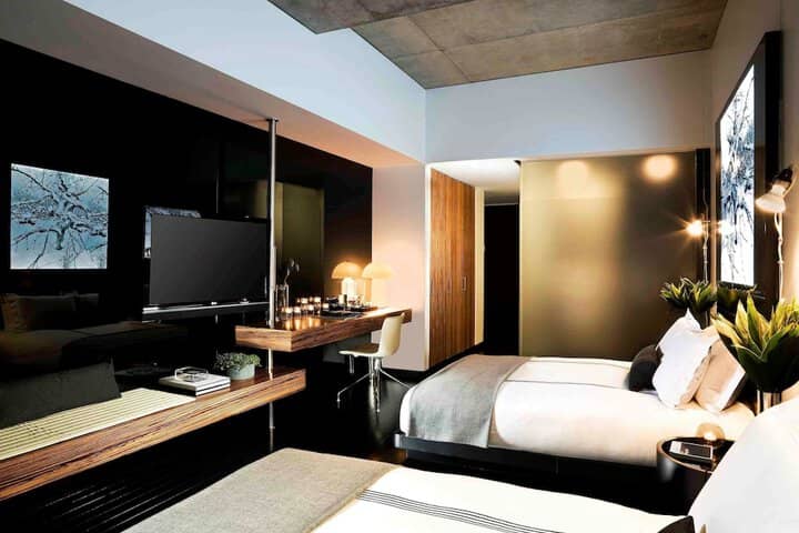 Room 15 of 65